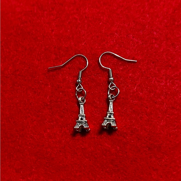 Eiffel Tower earrings - Picture 1 of 1